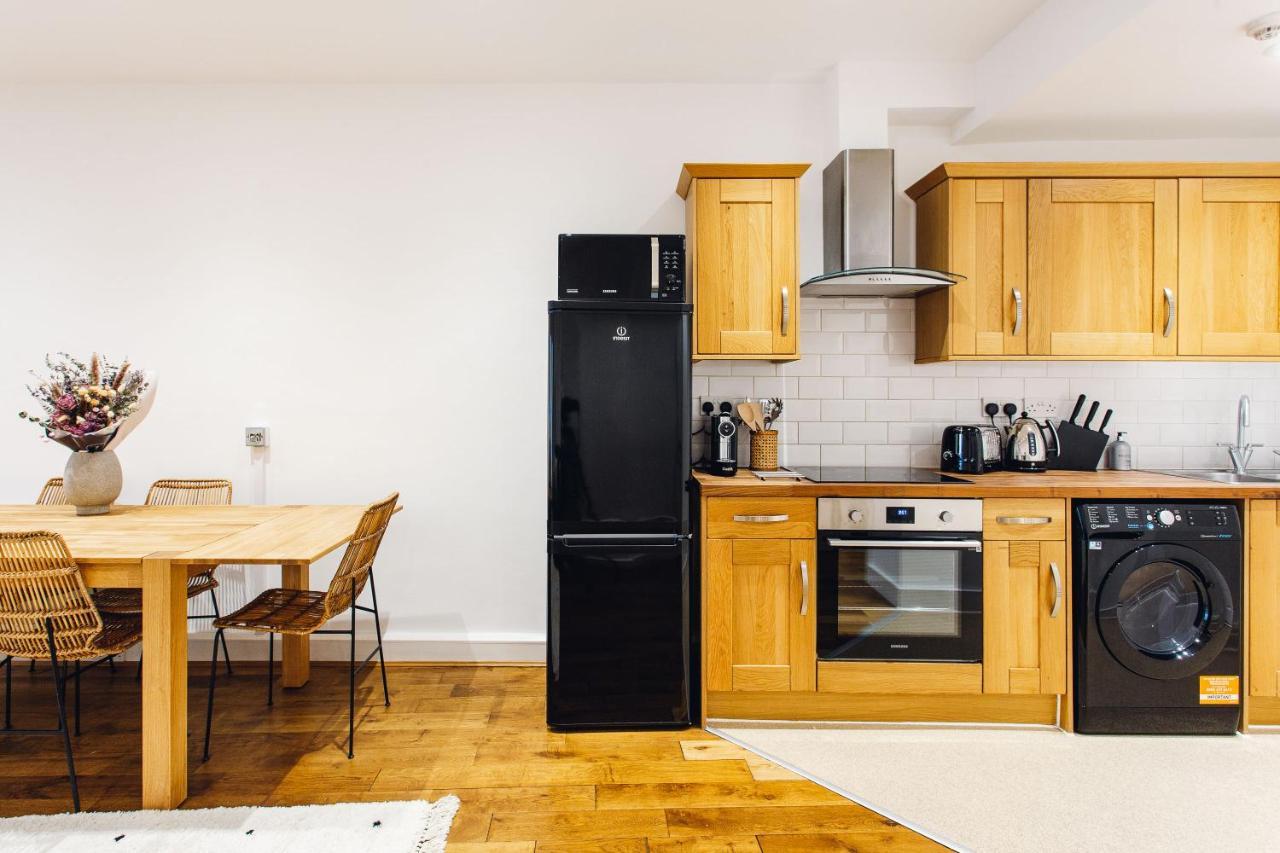2 Bedroom Apartment Right On Trafalgar Square London Exterior foto