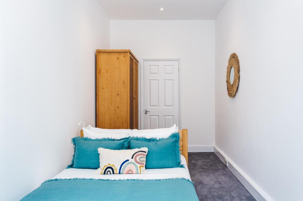 2 Bedroom Apartment Right On Trafalgar Square London Exterior foto