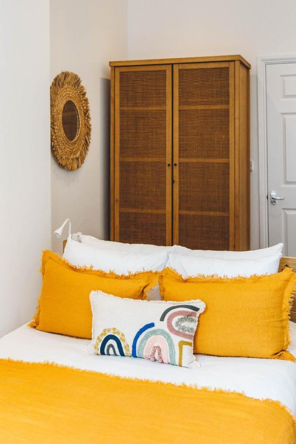 2 Bedroom Apartment Right On Trafalgar Square London Exterior foto
